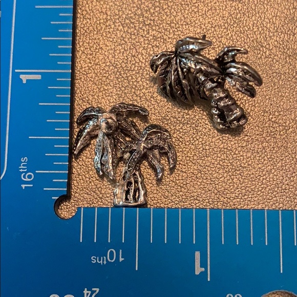 Twin Palm Tree Necklace and Matching Earring Set - Picture 7 of 7